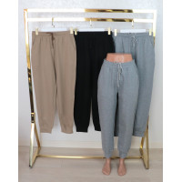 Жіночі демісезонні штани спортивні на манжеті трикотаж 3ХL-7XL Kenalin