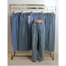 Трендові жіночі джинси вільного крою р.28-33 талія на резинці та шнурівці Kenalin