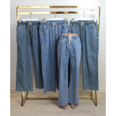 Трендові жіночі джинси вільного крою р.30-38 талія на резинці та шнурівці Kenalin