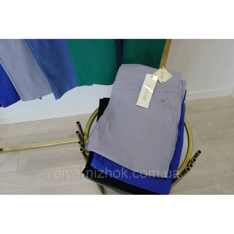 Купити Жіночі кольорові  капрі  , стрейч - котон    р.2ХL-6XL  Must оптом